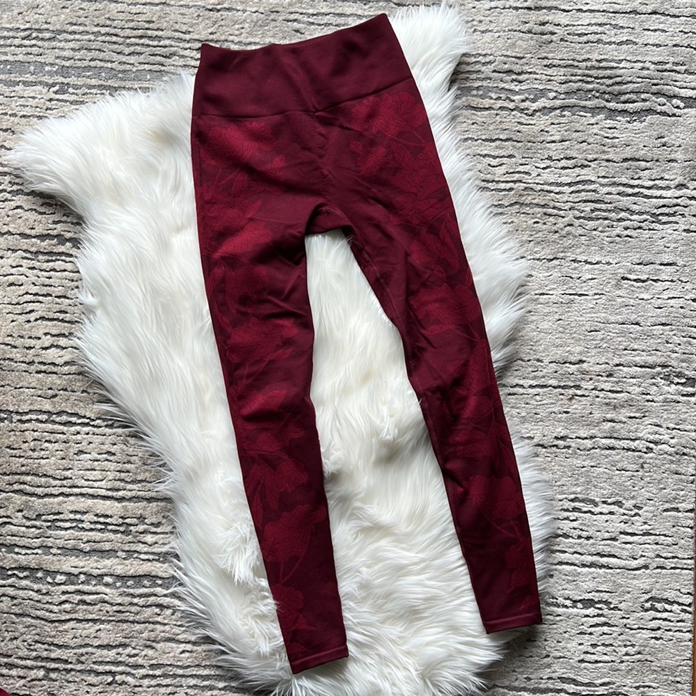 Fabletics Two Piece Set. Size Small Top And Botto… - image 5